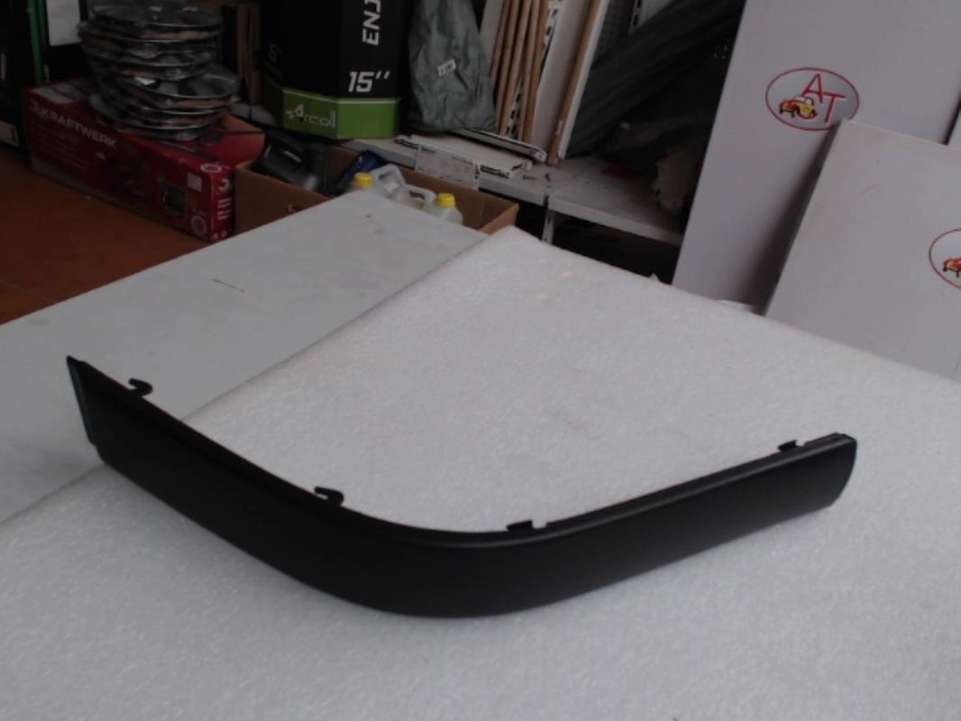 Modanatura paraurti anteriore BMW SERIE 3 E36  - 1