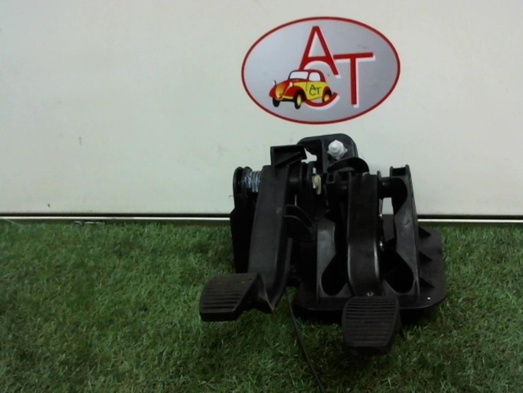 Pedalier FIAT PANDA 2 PHASE 2 Essence - 1