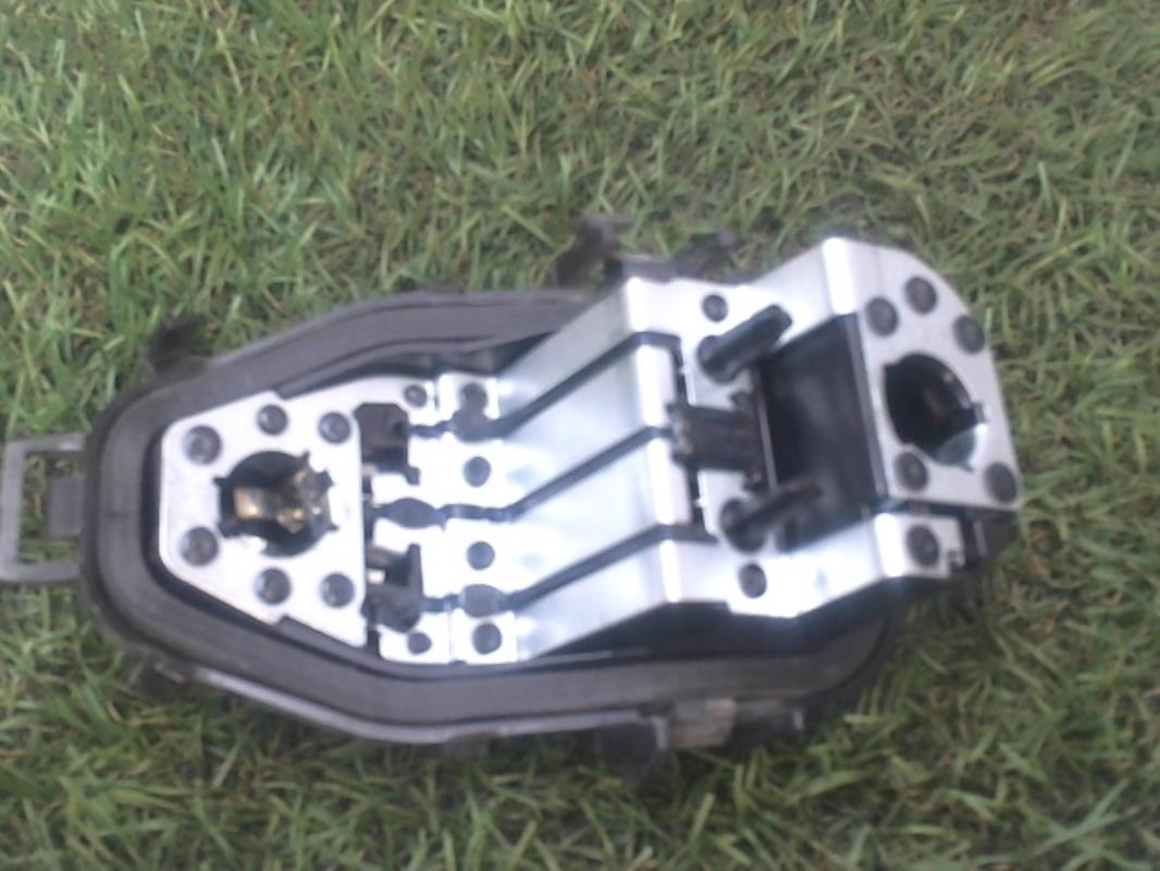 Base portalampade fanale posteriore destro RENAULT CLIO 4 PHASE 2  - 1
