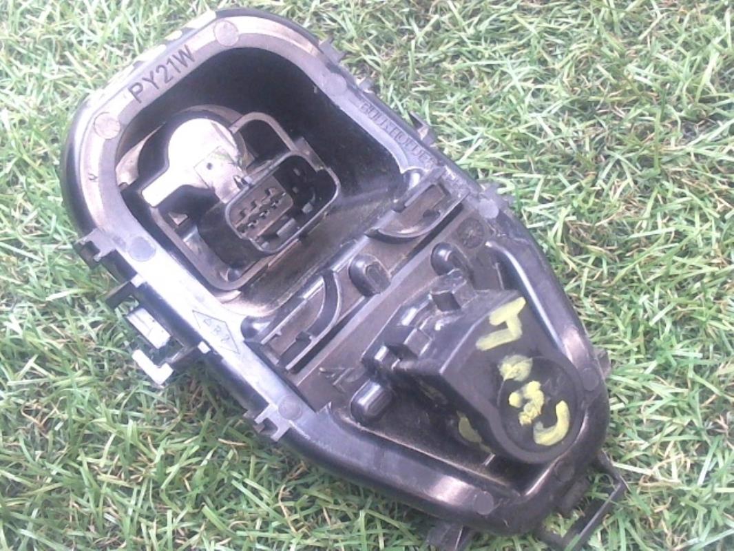 Base portalampade fanale posteriore sinistro RENAULT CLIO 4 PHASE 2  - 1