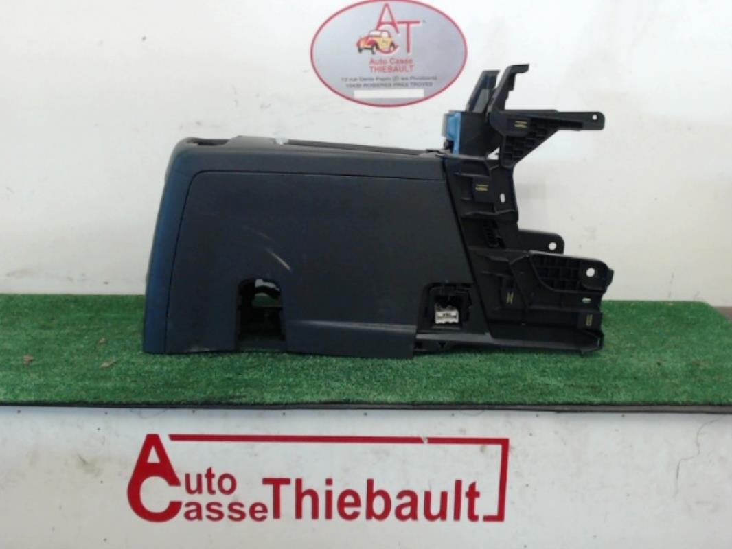 Consolle centrale (interno in plastica) PEUGEOT 5008 1 PHASE 1 Diésel - 1
