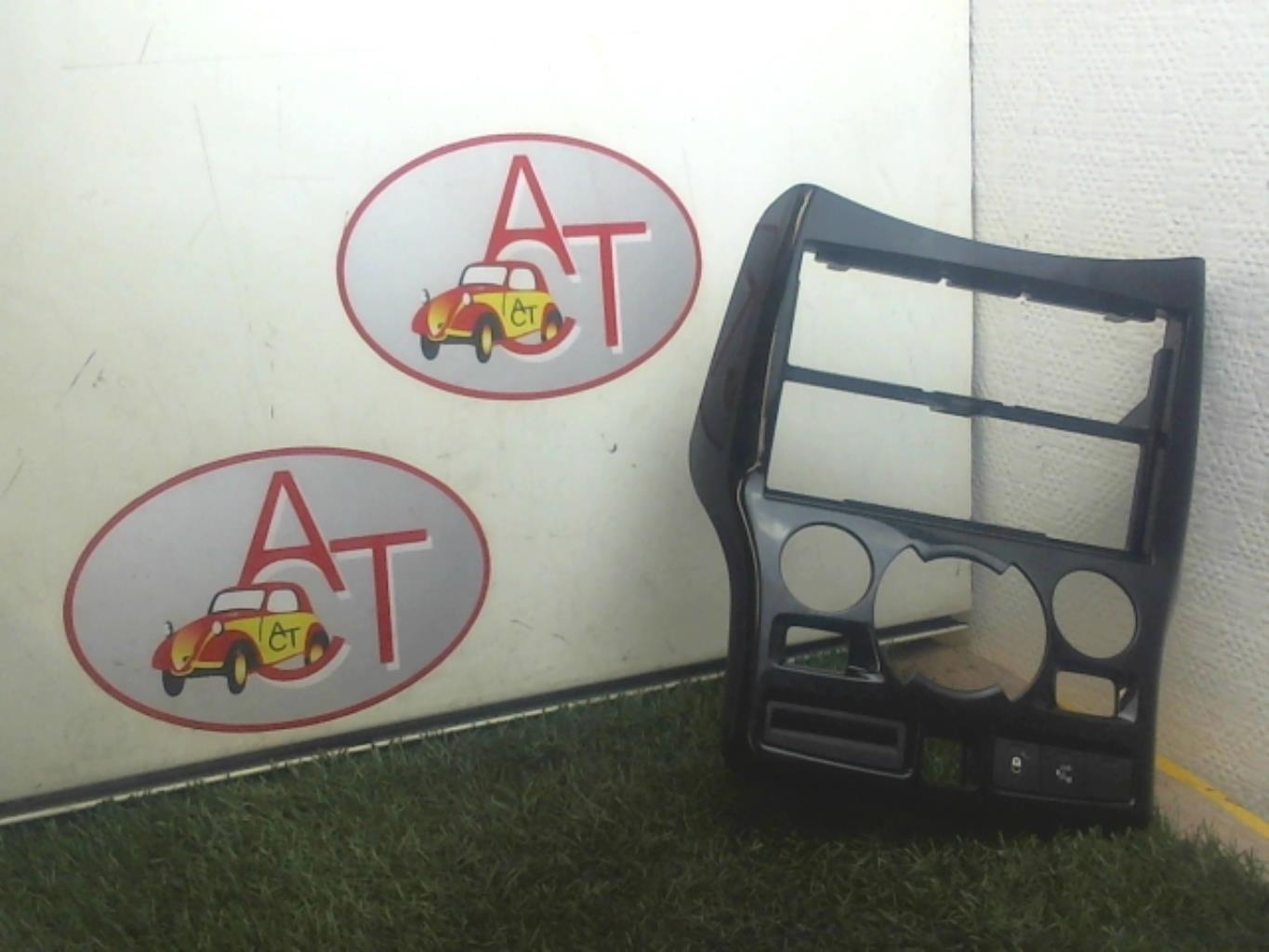 Facade autoradio CITROEN C3 PICASSO PHASE 1 Diesel - 1