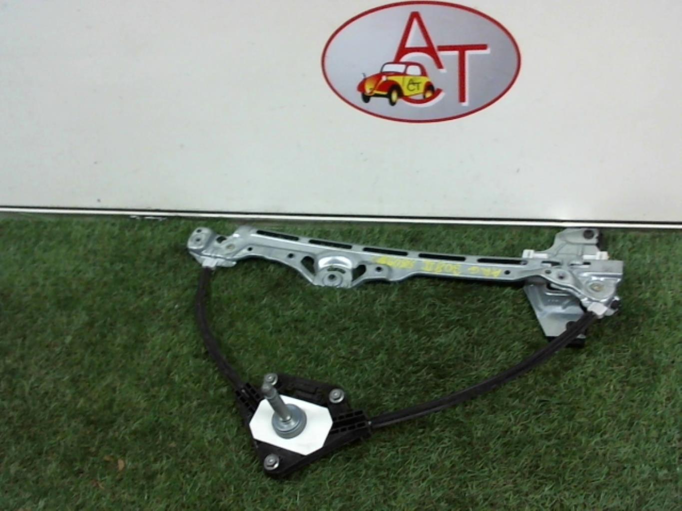 Alzacristalli manuale posteriore sinistro PEUGEOT 308 2 PHASE 1 Diésel - 1