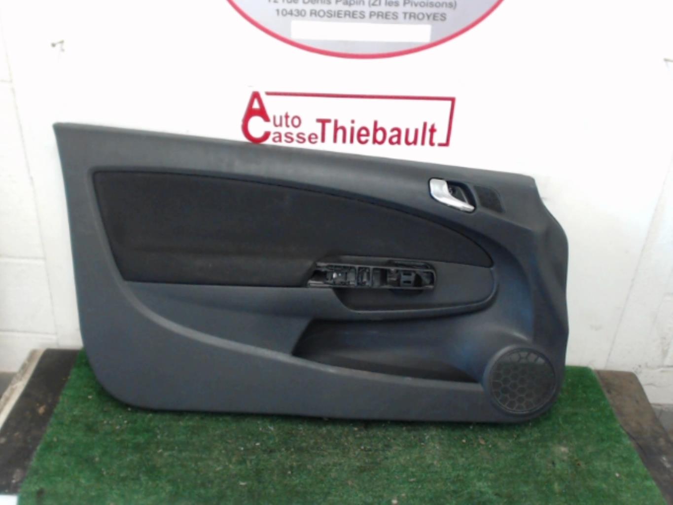 Pannello portiera anteriore sinistro CITROEN C4 1 PHASE 2 COUPE Gasolina - 1