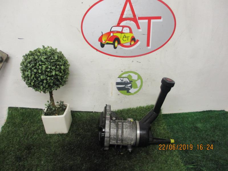 Pompe de direction CITROEN C4 PICASSO 1 Diesel - 1