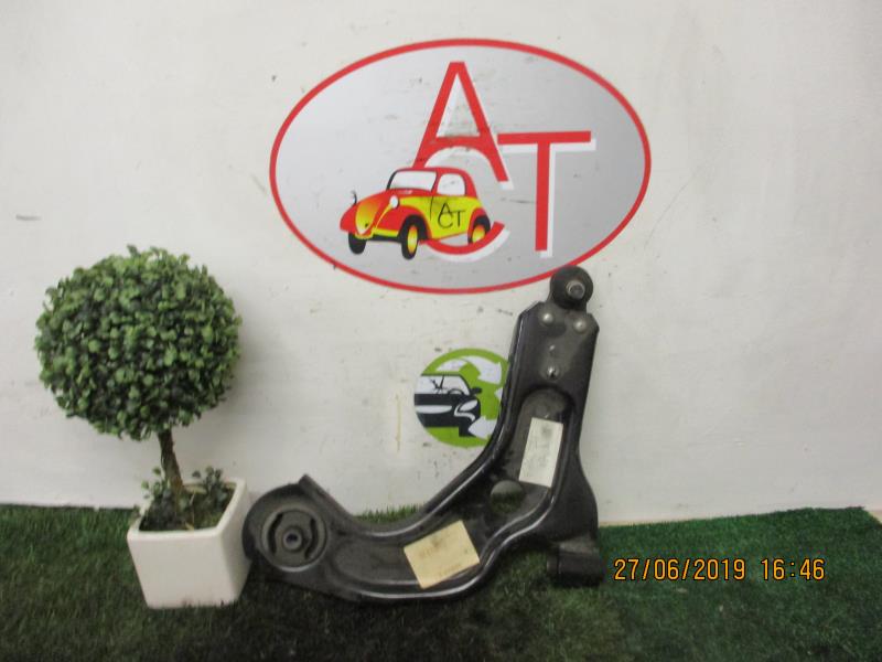 Triangolo inferiore anteriore sinistro FORD FIESTA 3  - 1