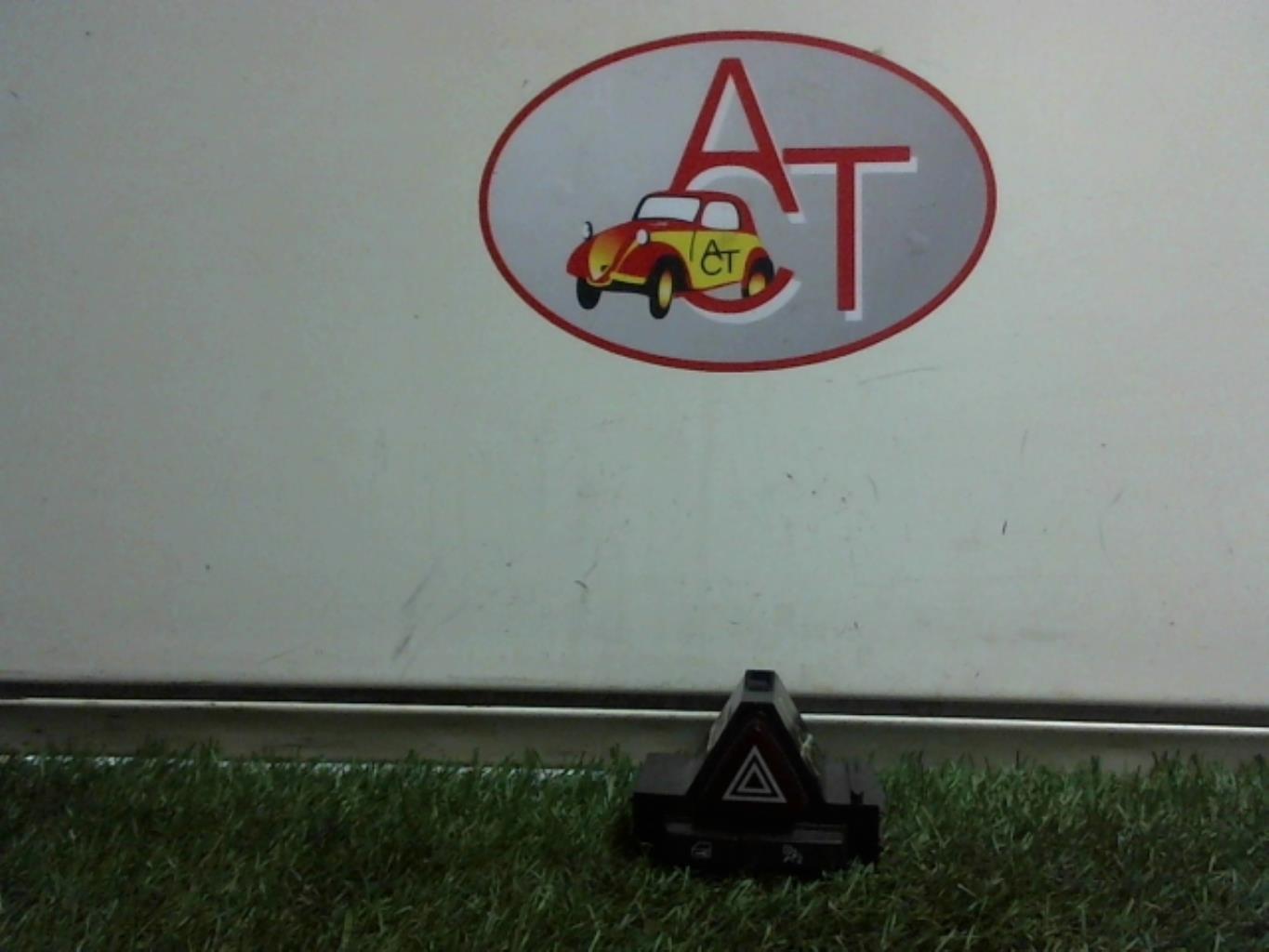 Bouton de warning OPEL CORSA D PHASE 1 Diesel - 1