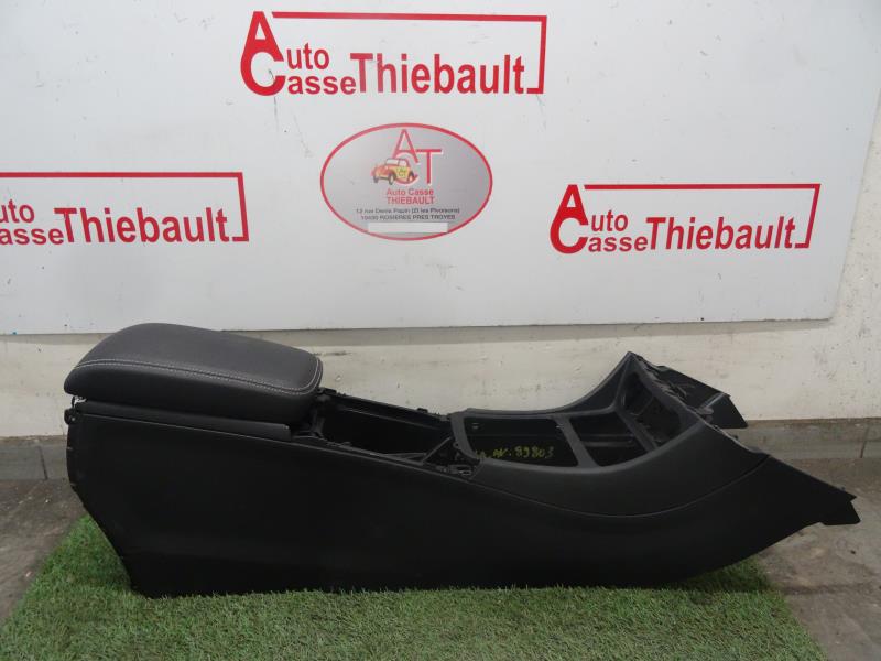 Consolle centrale (interno in plastica) MERCEDES CLASSE GLA 156 PHASE 1 Diésel - 1