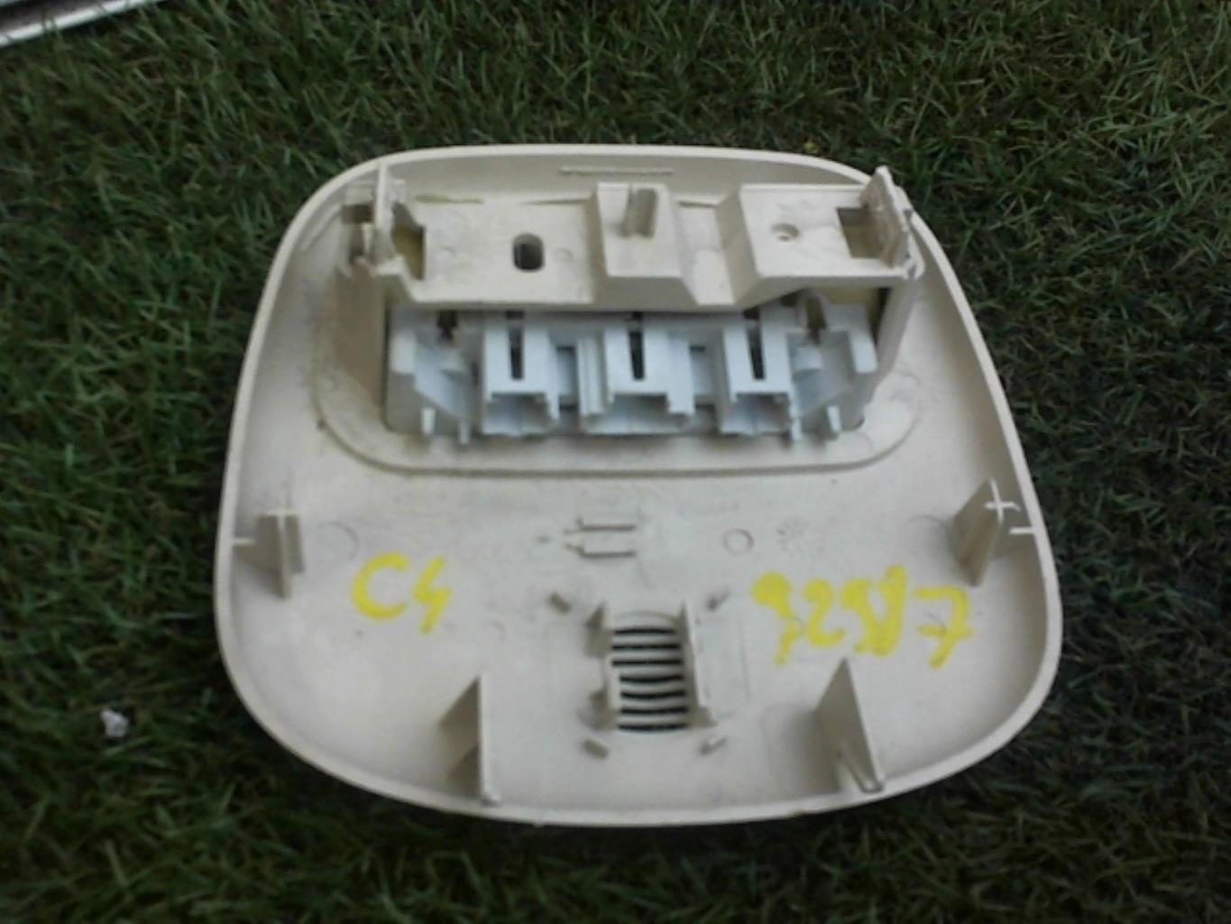 Eclairage de plafonnier CITROEN C4 1 PHASE 1 Diesel - 1