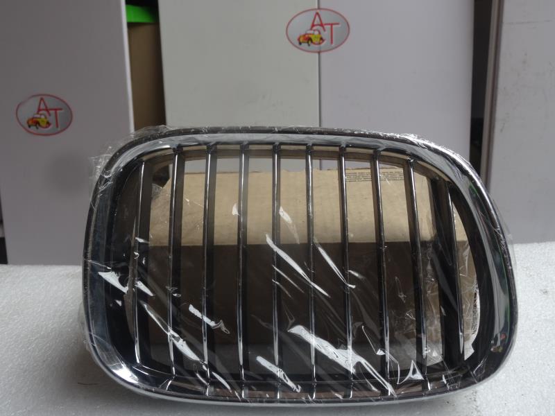 Grille de calandre gauche BMW SERIE 5 E39  - 1