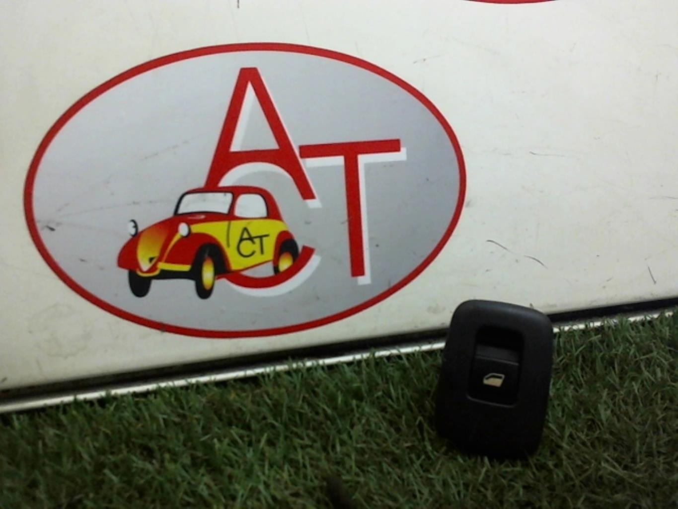 Interruttore lavacristalli posteriore destro CITROEN C5 2 Diésel - 1