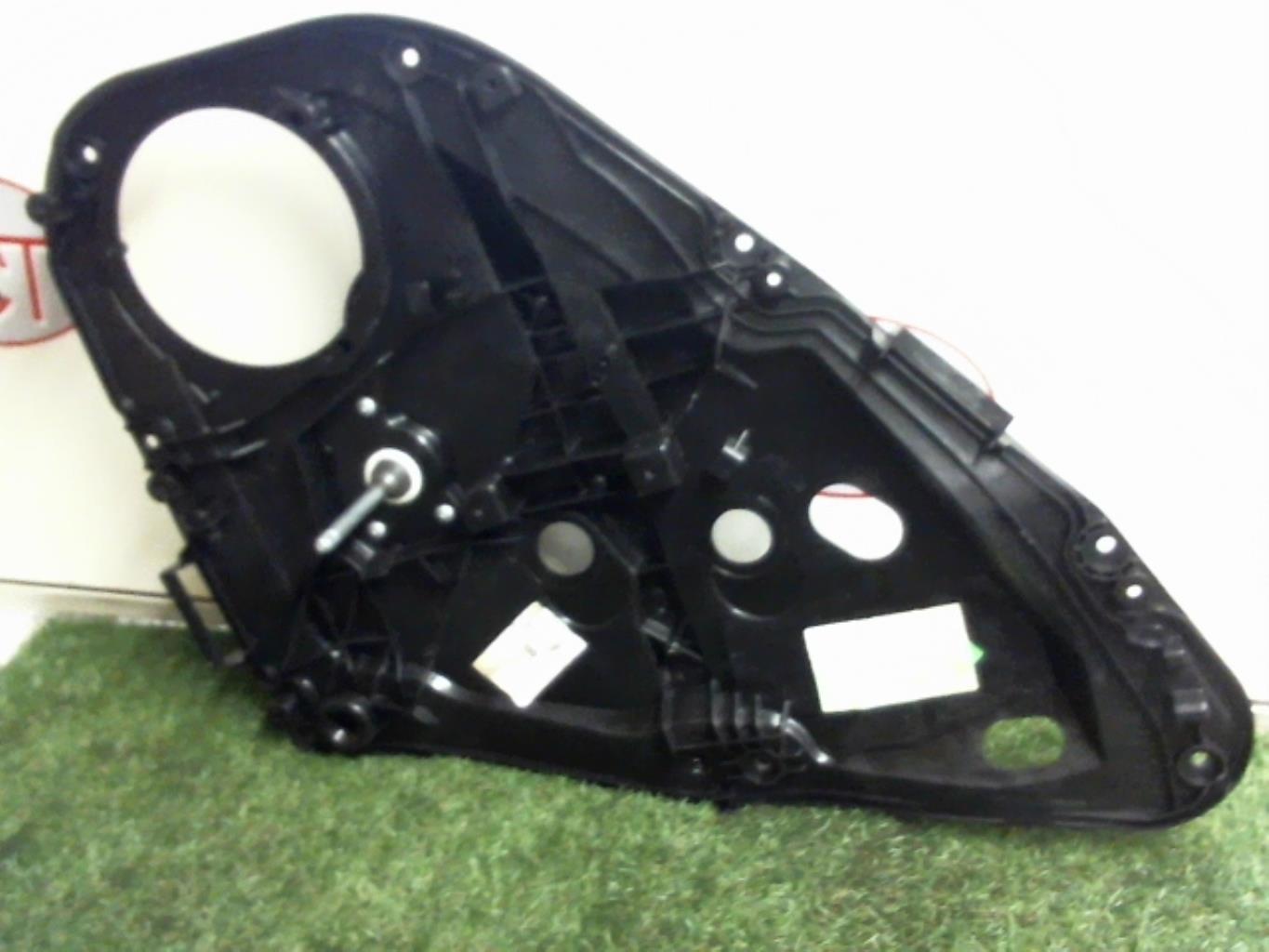Alzacristalli manuale posteriore sinistro FORD FIESTA 6 PHASE 1 Diésel - 1