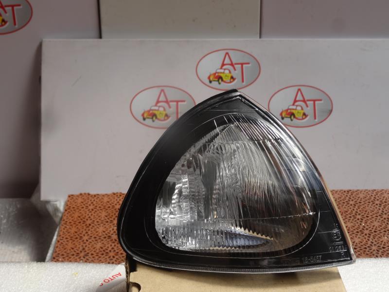 Gruppo ottico anteriore secondario destro (luci)(freccia) TOYOTA AVENSIS 1  - 1