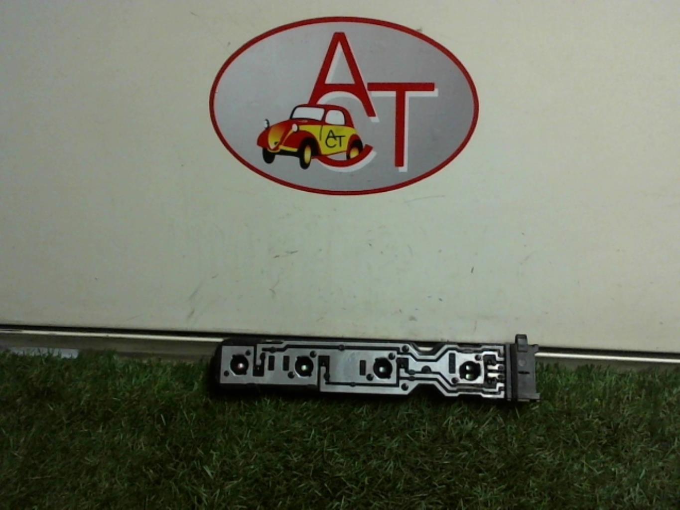 Platine feu arriere droit FORD COURRIER 4 Diesel - 1