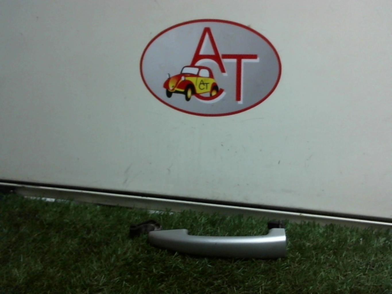 Maniglia portiera posteriore sinistra CITROEN C4 GRAND PICASSO 1 Diésel - 1