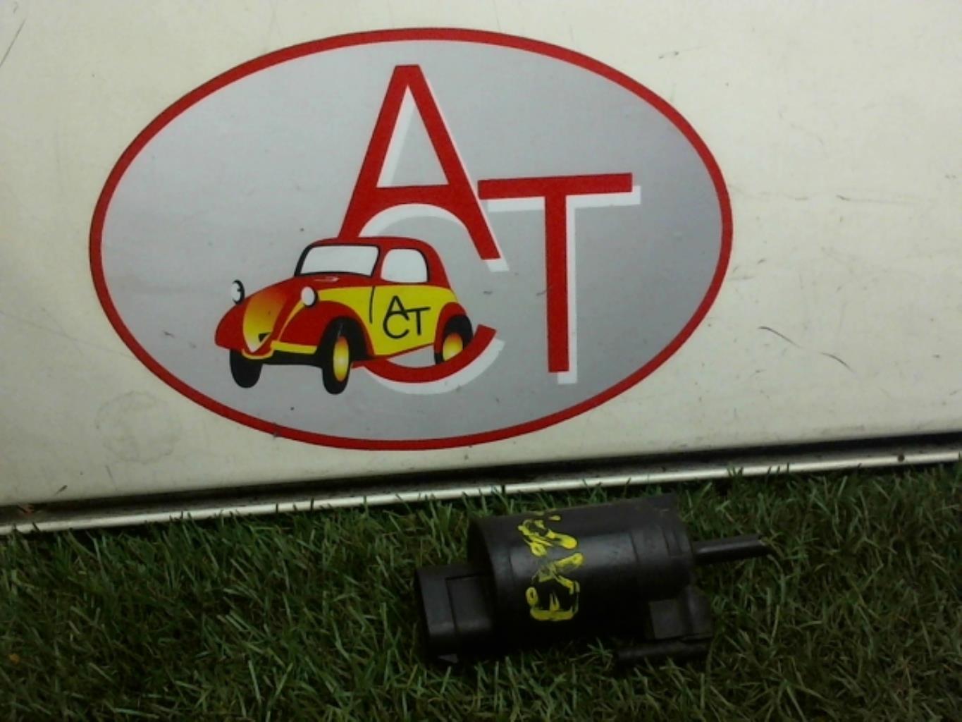 Pompe lave glace avant RENAULT EXPRESS PHASE 1  - 1