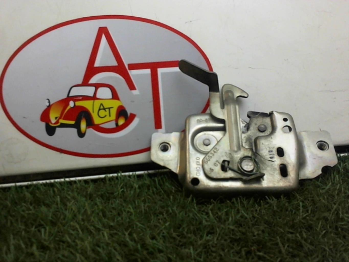 Serrure de capot RENAULT CLIO 3 PHASE 1 Diesel - 1