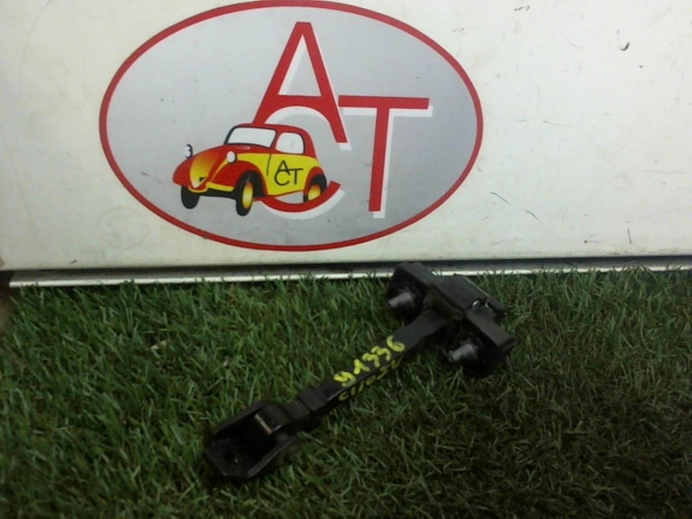 Tirante portiera anteriore destro RENAULT CLIO 4 PHASE 1 Diésel - 1