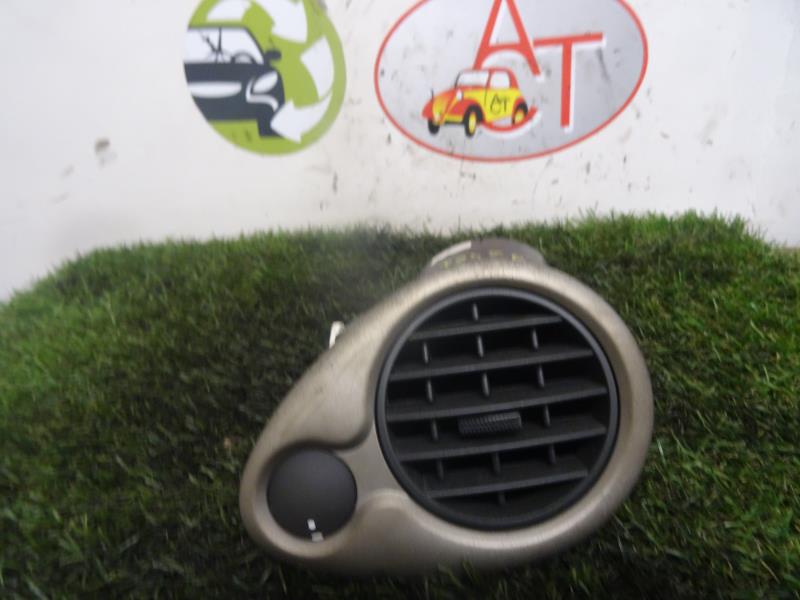 Bocchetta aerazione cruscotto anteriore destra RENAULT CLIO 3 PHASE 1 Gasolina - 1