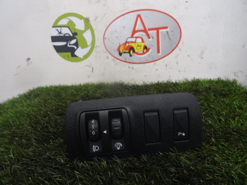 Commande de reglage hauteur de phare RENAULT MEGANE 3 PHASE 1  - 1