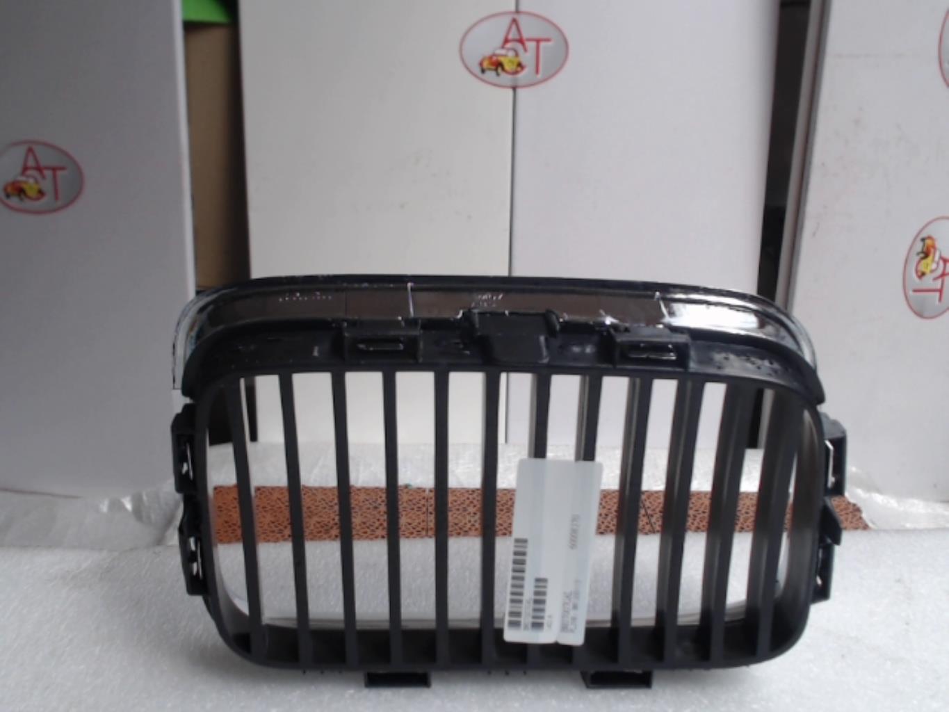 Grille de calandre gauche BMW SERIE 3 E36  - 1