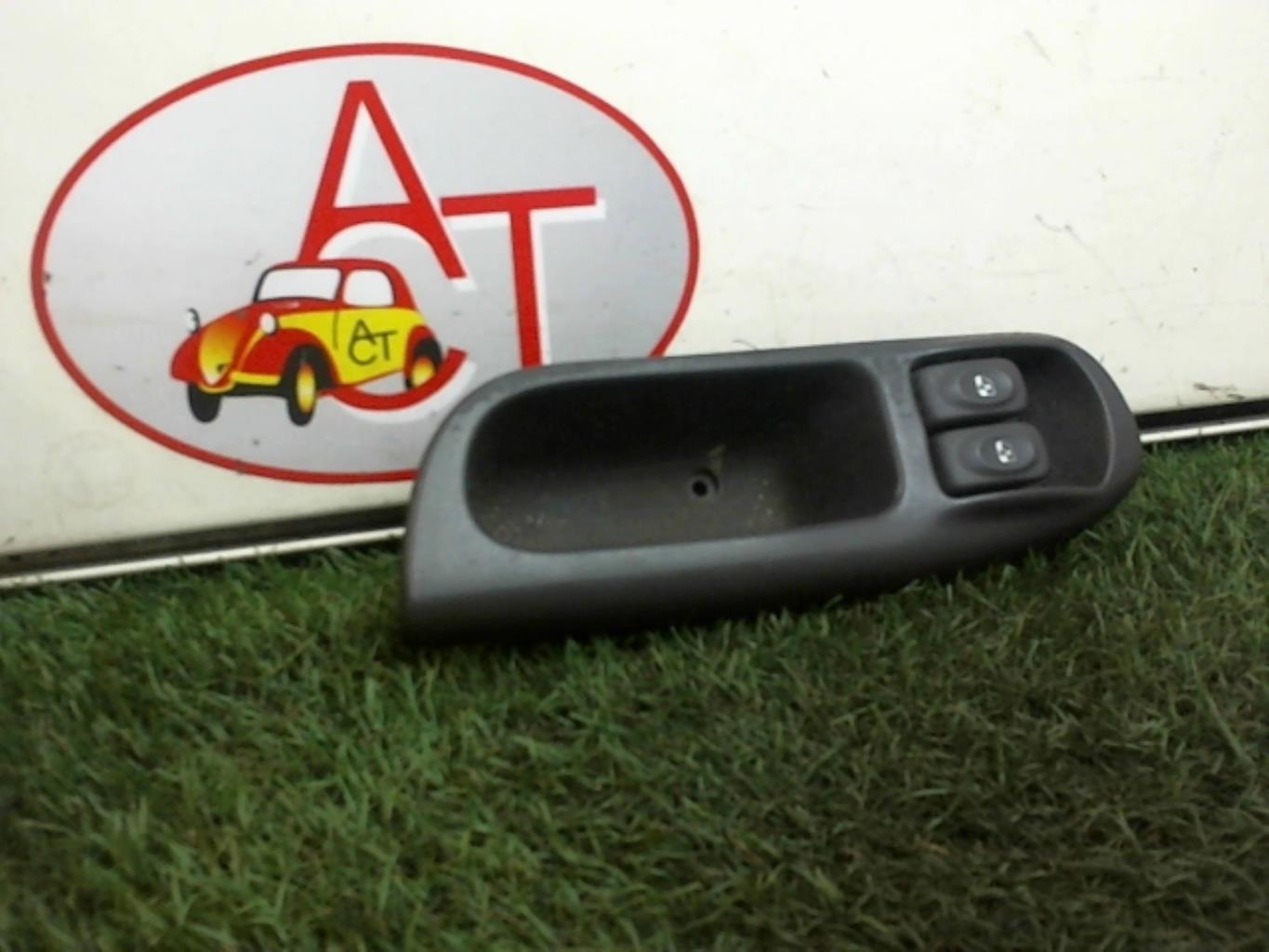 Interruttore lavacristalli anteriore sinistro RENAULT SCENIC 1 PHASE 2 Diésel - 1