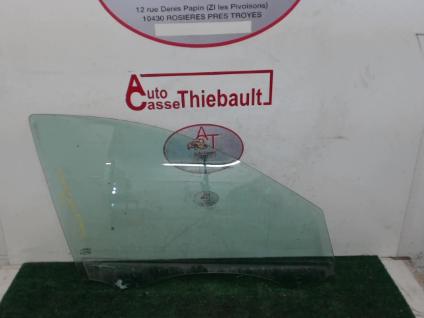 Vitre avant droit RENAULT LAGUNA 2 PHASE 2 Diesel - 1