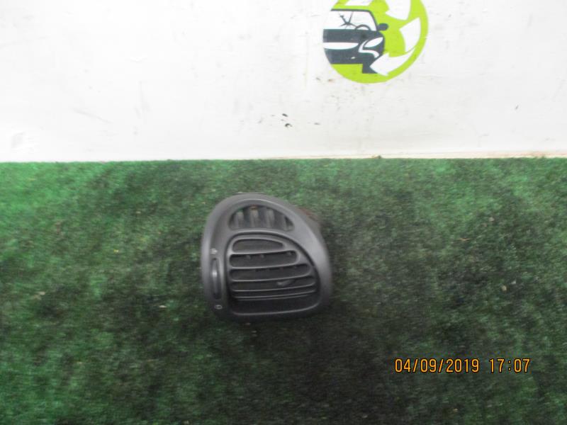 Bocchetta aerazione cruscotto anteriore destra CITROEN XSARA PICASSO PHASE 1 Diésel - 1