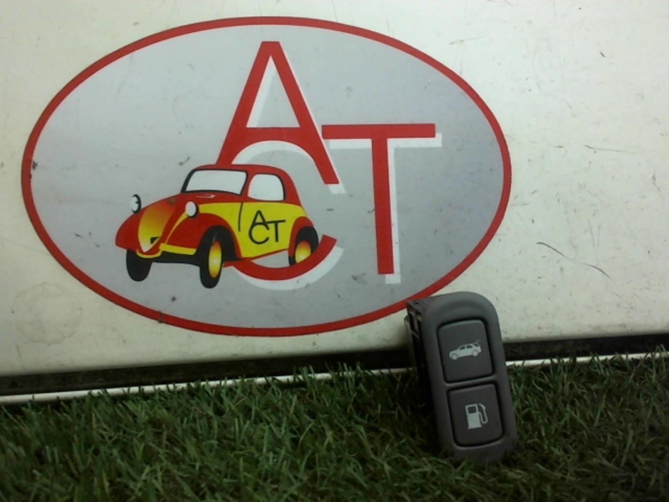 Attuatore chiavistello sportello carburante KIA SORENTO 1 PHASE 1 Diésel - 1
