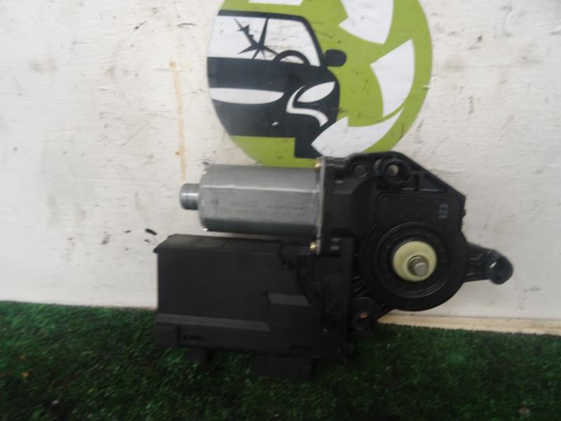 Motore alzacristalli anteriore destro PEUGEOT 307 PHASE 1 Diésel - 1