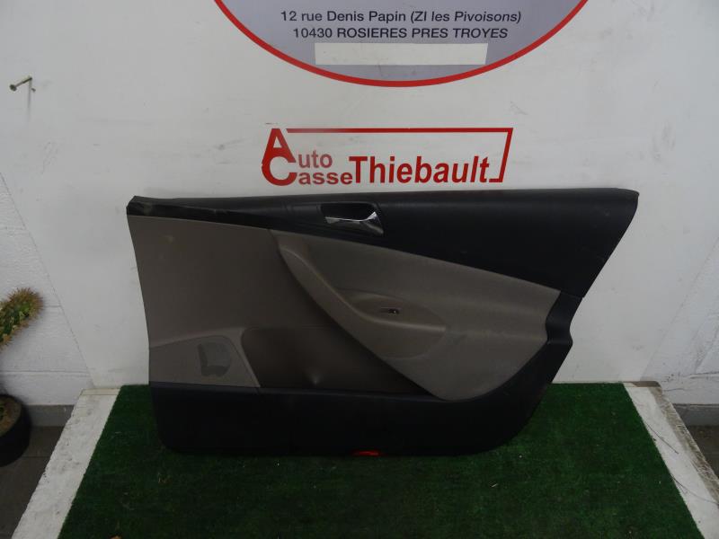 Pannello portiera anteriore destro VOLKSWAGEN PASSAT 5 Diésel - 1