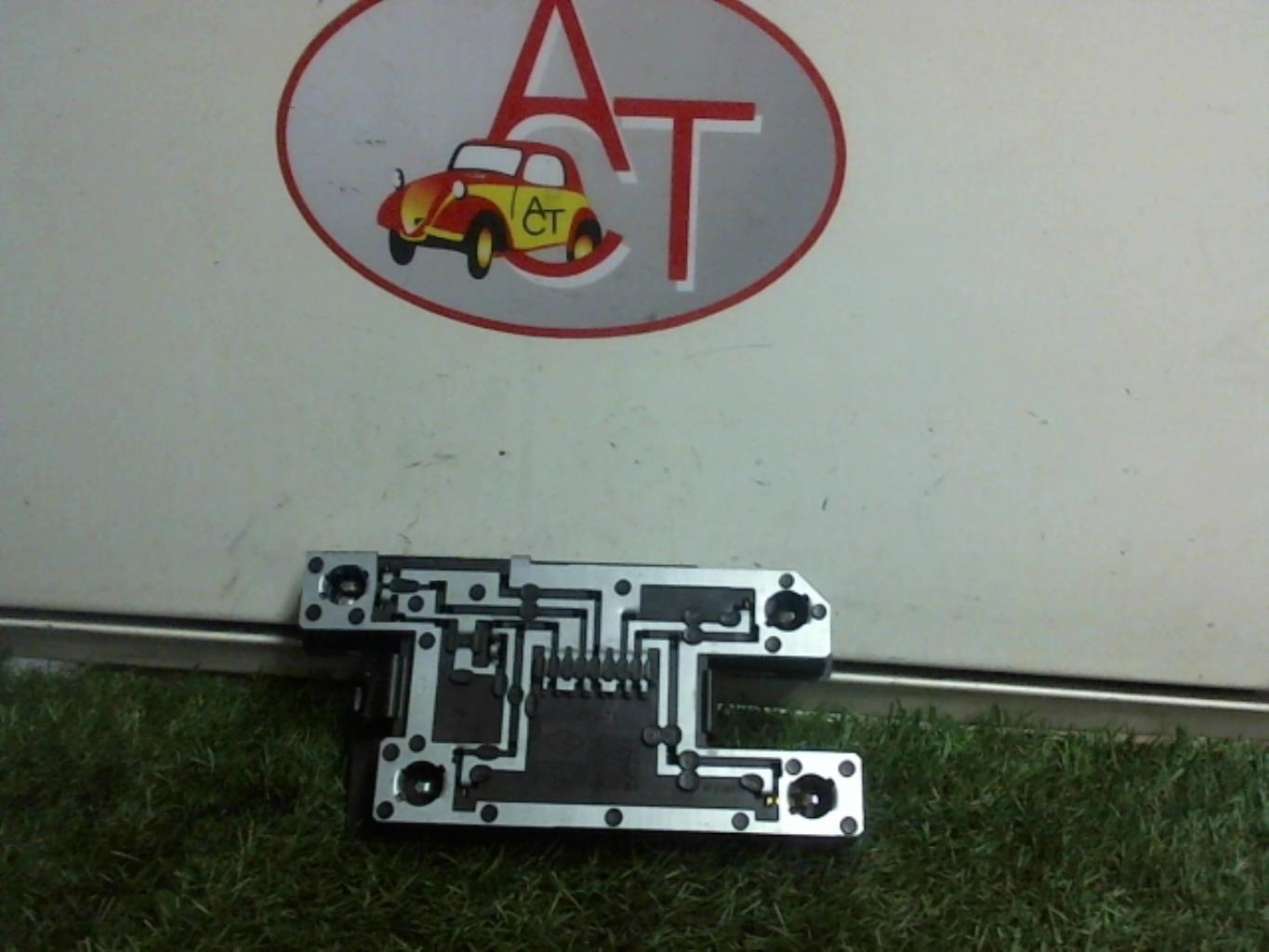 Base portalampade fanale posteriore sinistro RENAULT CLIO 1 PHASE 3 Diésel - 1