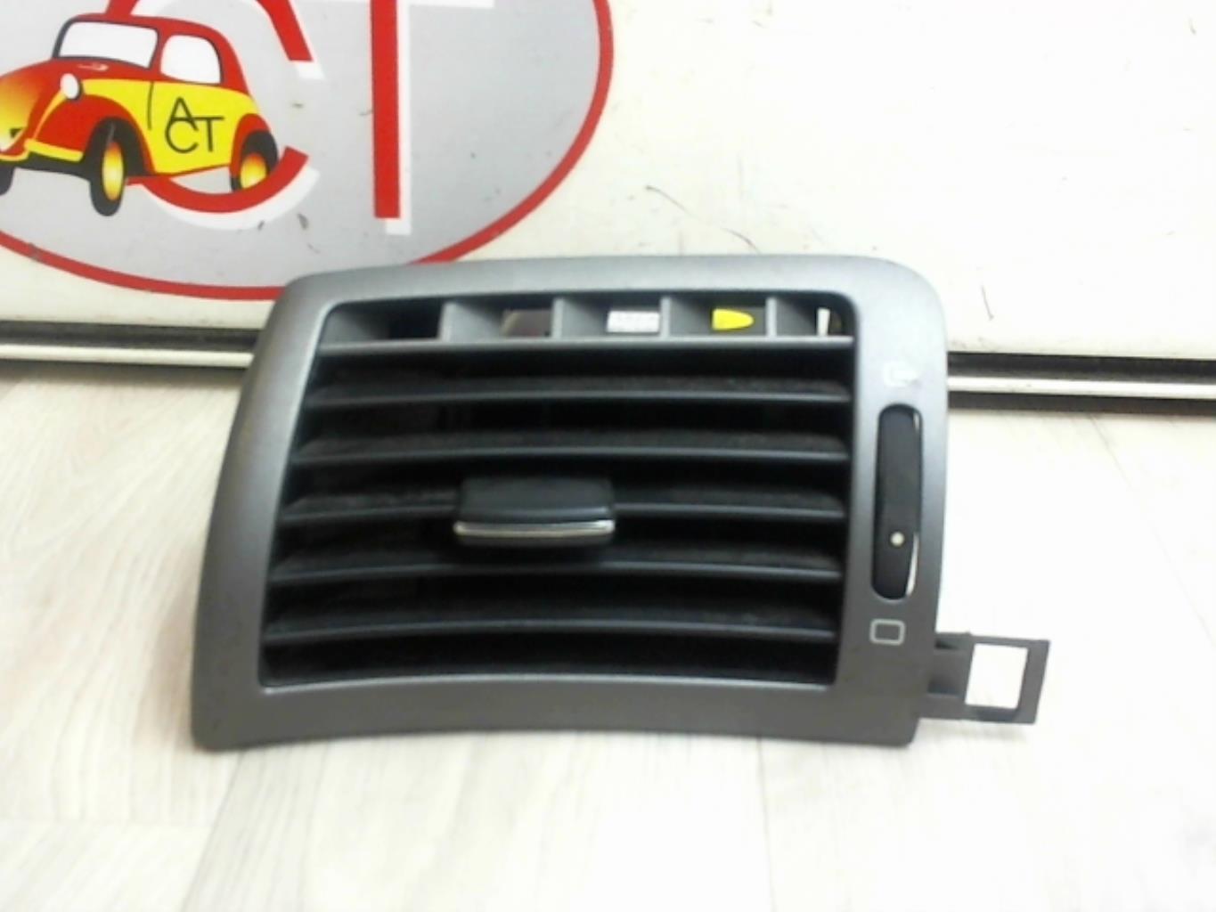 Bocchetta aerazione cruscotto anteriore sinistra PEUGEOT 407 PHASE 1 Diésel - 1