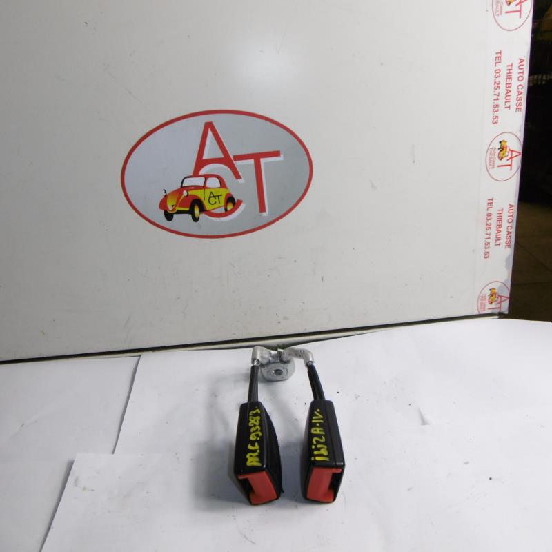 Aggancio cintura sicurezza posteriore centrale SEAT IBIZA 4 ST PHASE 1 BREAK Diésel - 1