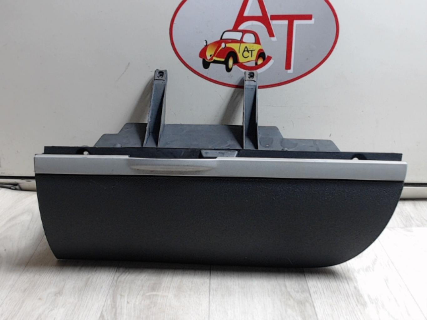 Boite a gants FIAT STRADA PHASE 1 Diesel - 1