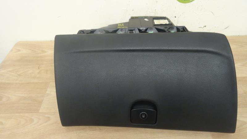 Boite a gants PEUGEOT 407 PHASE 1 Diesel - 1