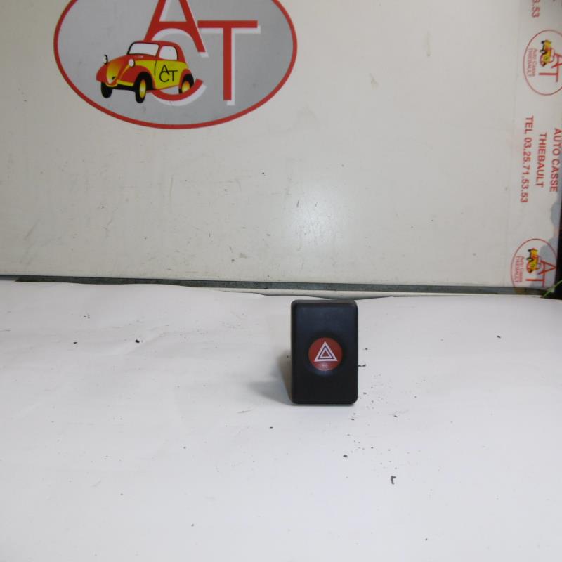 Bouton de warning DACIA LOGAN MCV 1 PHASE 1 BREAK Diesel - 1