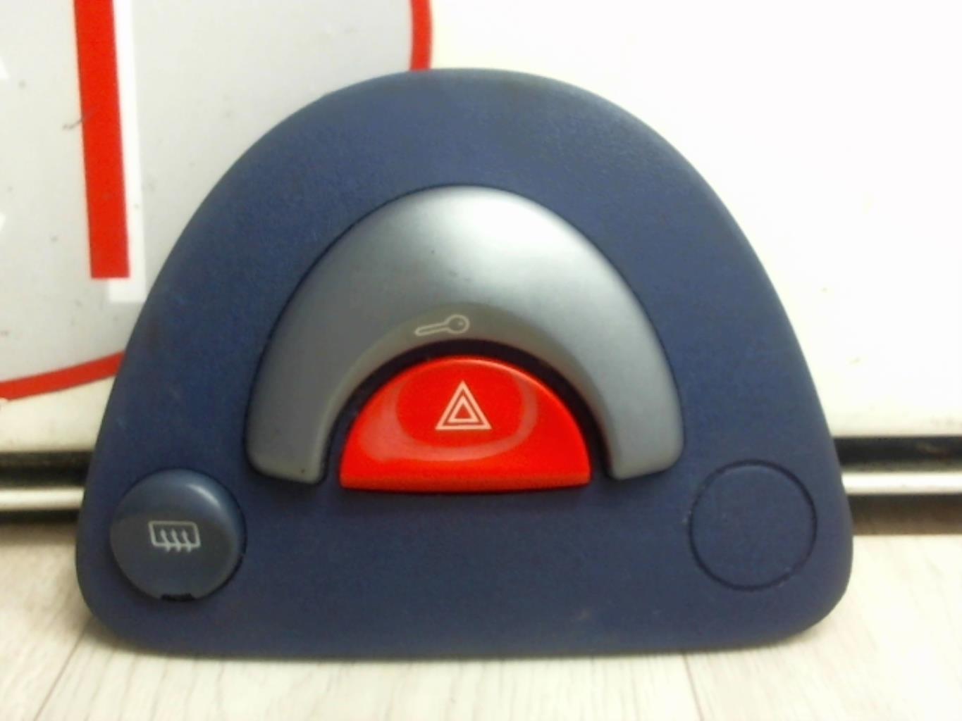 Bouton de warning SMART CITY COUPE PHASE 1 Essence - 1