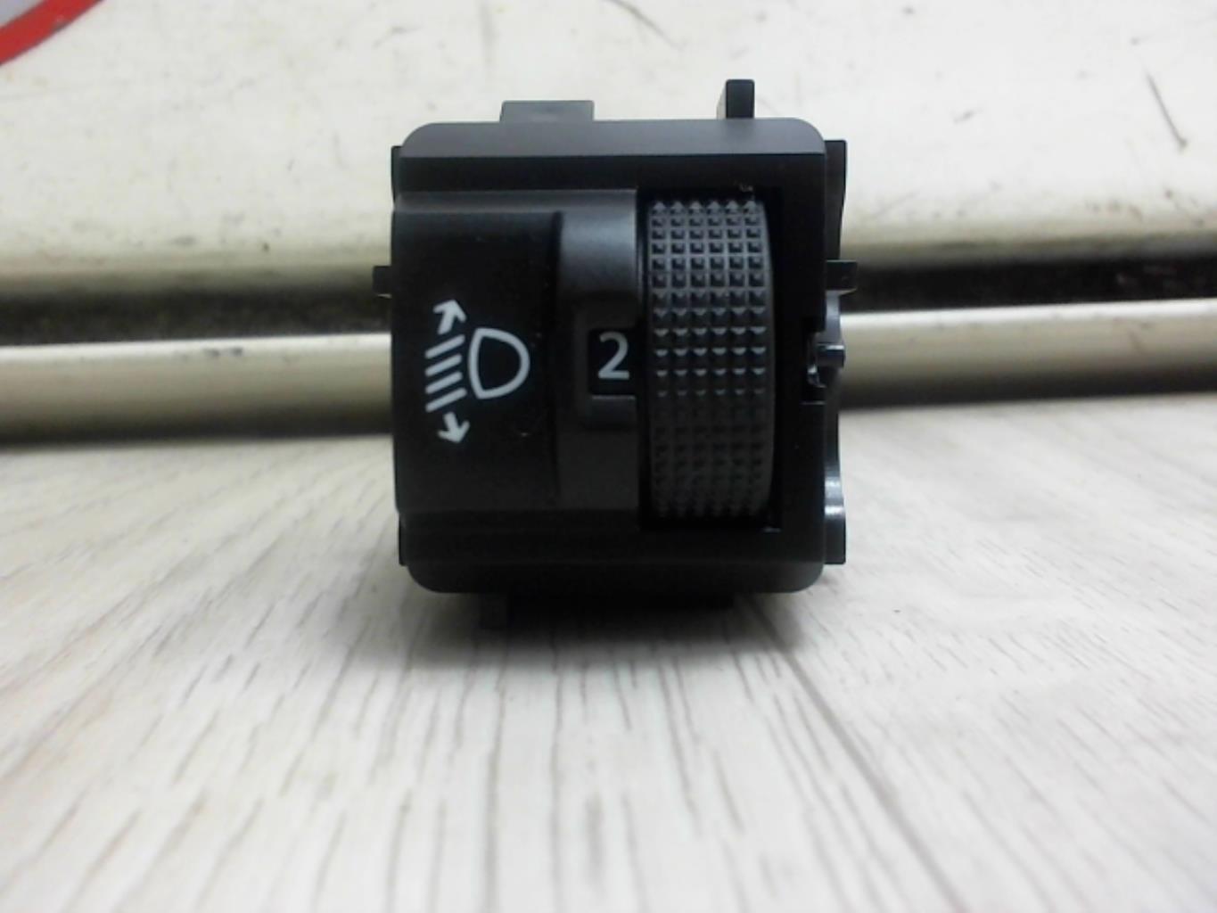 Commande de reglage hauteur de phare CITROEN SPACE TOURER XS Diesel - 1