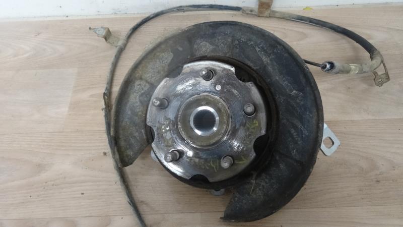 Fusee arriere gauche TOYOTA RAV4 3 PHASE 2 Diesel - 1