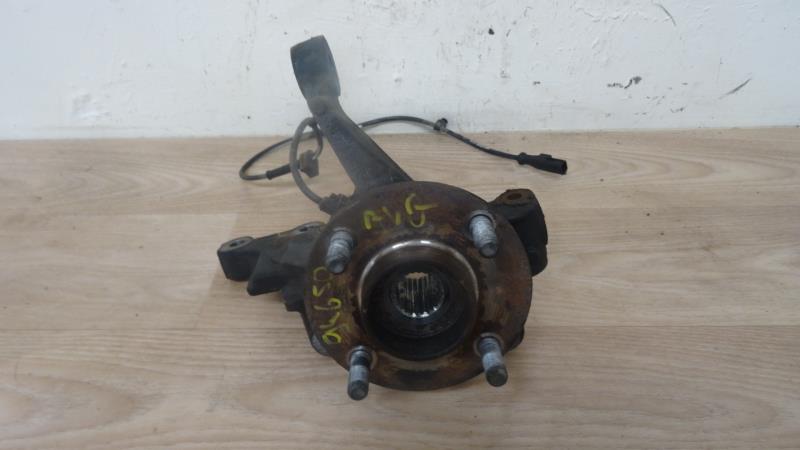 Fusee avant gauche FORD FIESTA 6 PHASE 1 Diesel - 1