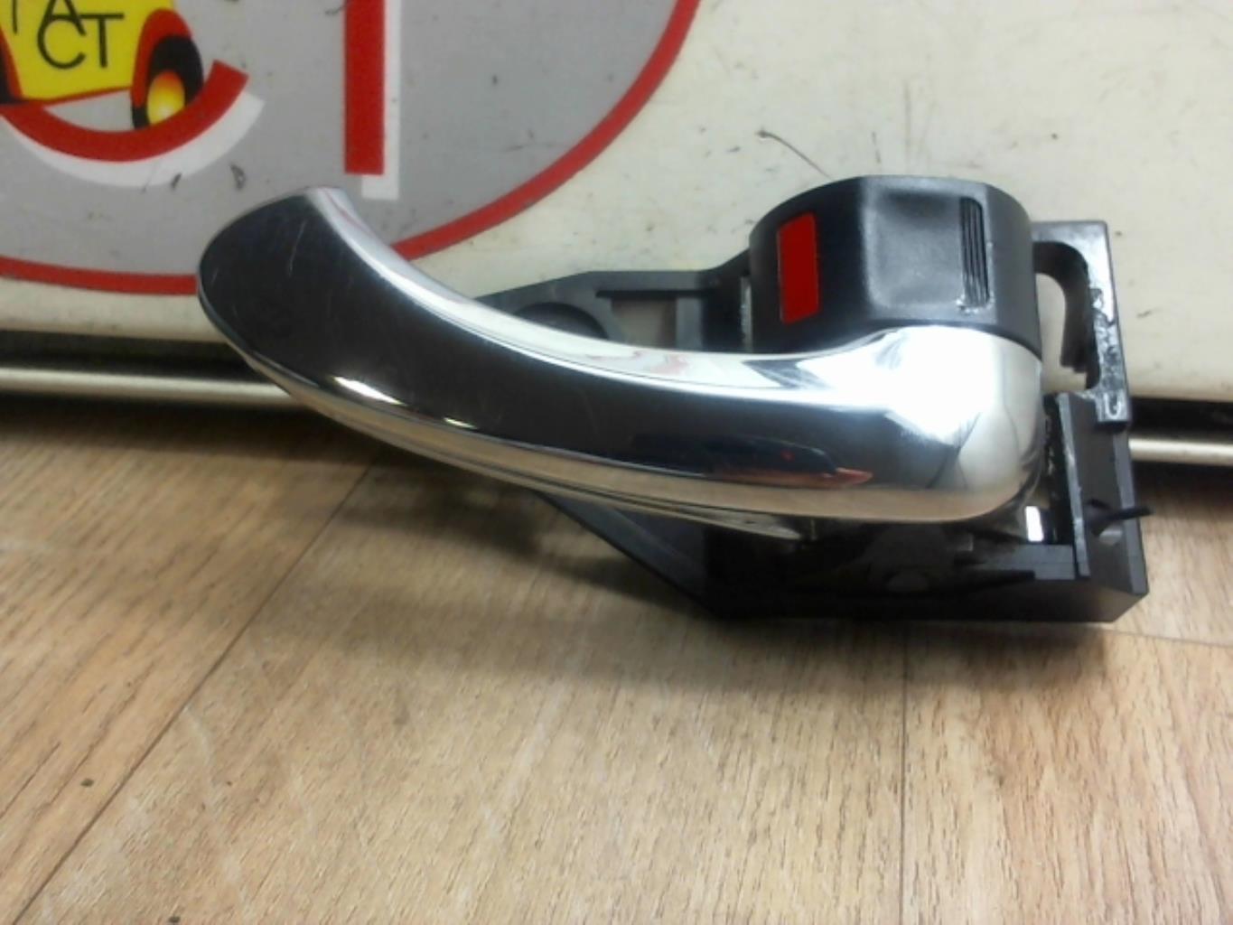 Maniglia interna anteriore destra TOYOTA RAV4 3 PHASE 2 Diésel - 1