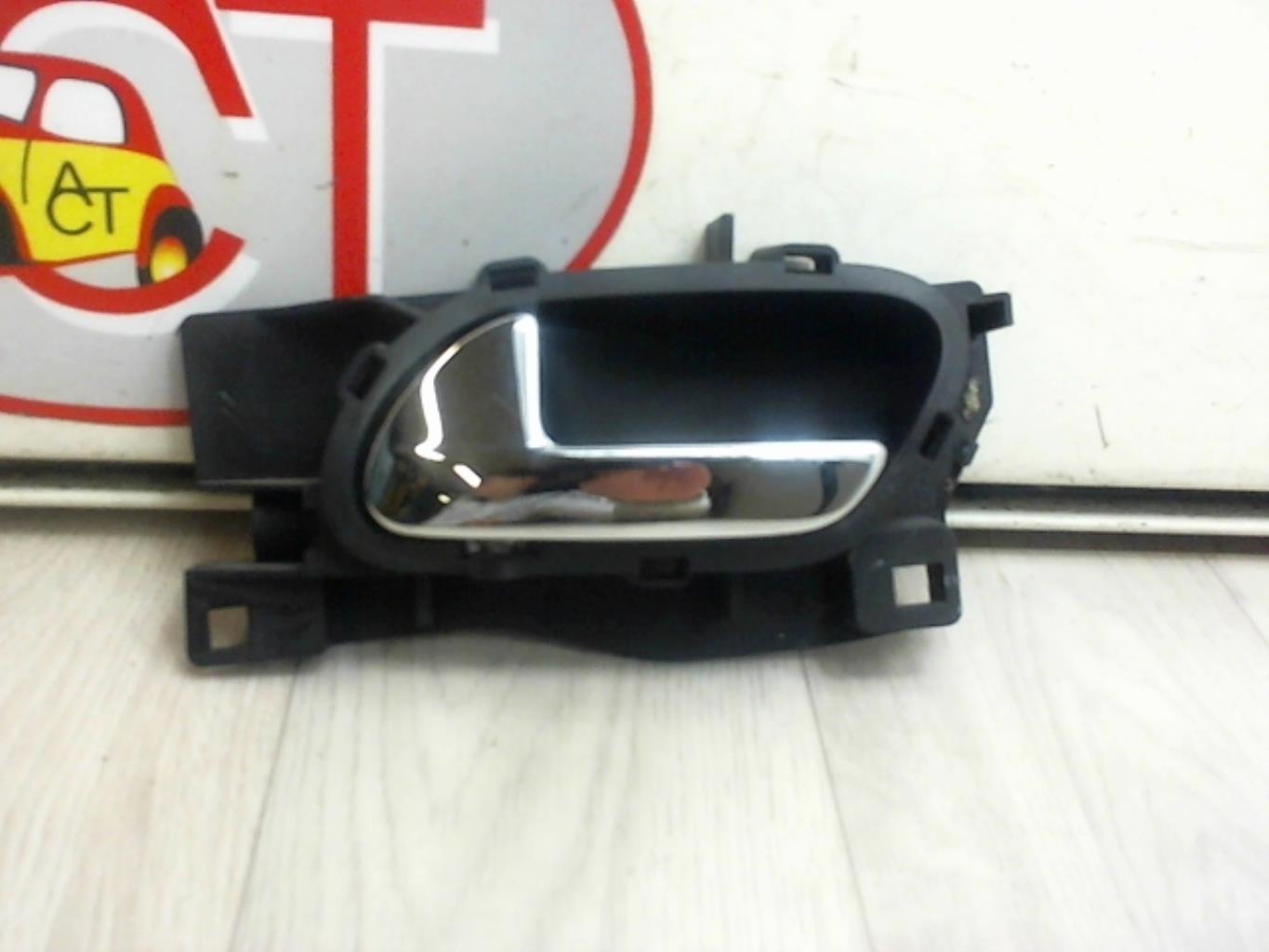 Maniglia interna anteriore sinistra PEUGEOT 407 PHASE 1 Diésel - 1