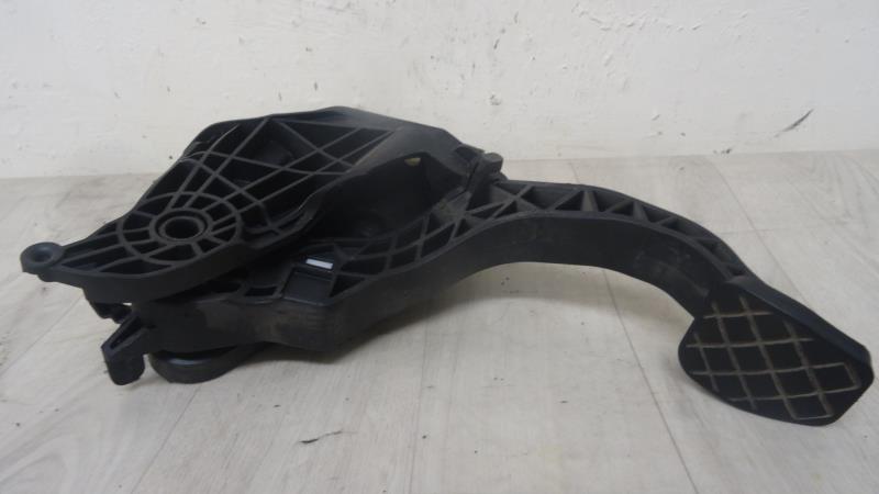 Pedale della frizione SEAT IBIZA 4 ST PHASE 1 BREAK Diésel - 1