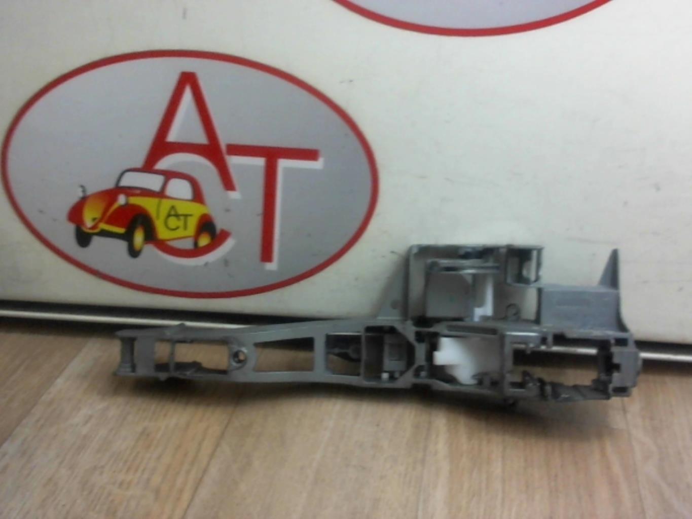 Support poignee porte avant gauche CITROEN C3 2 PHASE 2 Diesel - 1