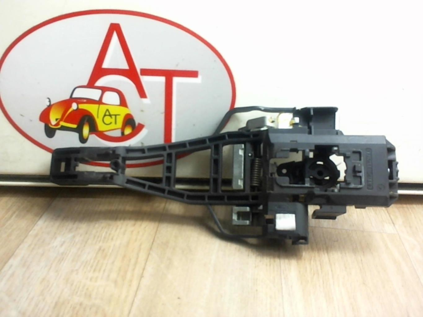 Support poignee porte avant gauche FORD TRANSIT CONNECT 2 PHASE 1 Diesel - 1