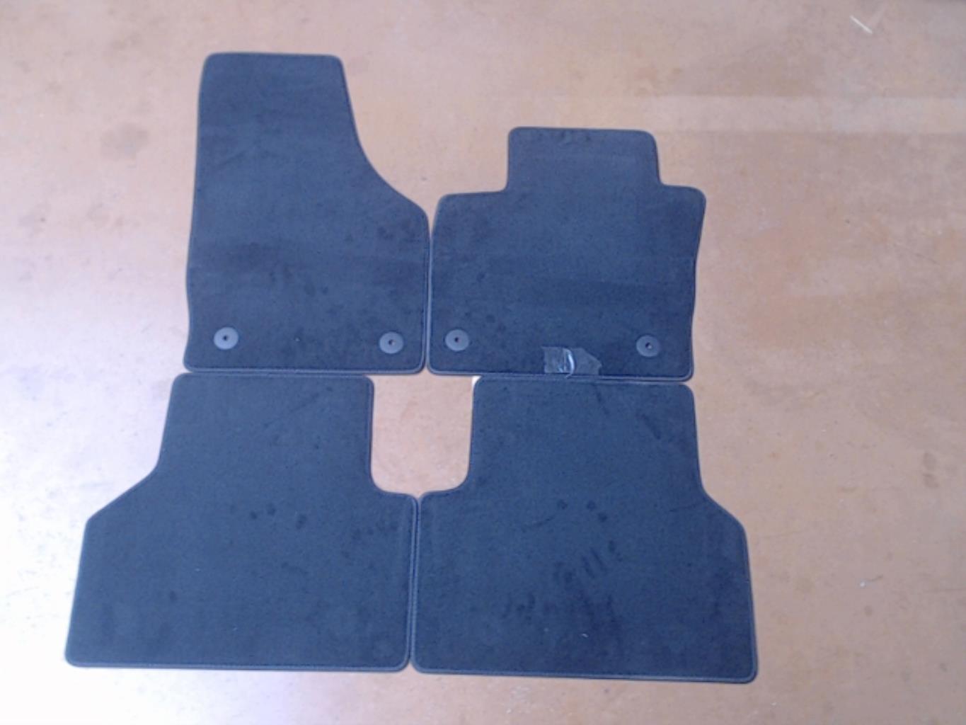 Tapis de sol AUDI Q3 1  - 1