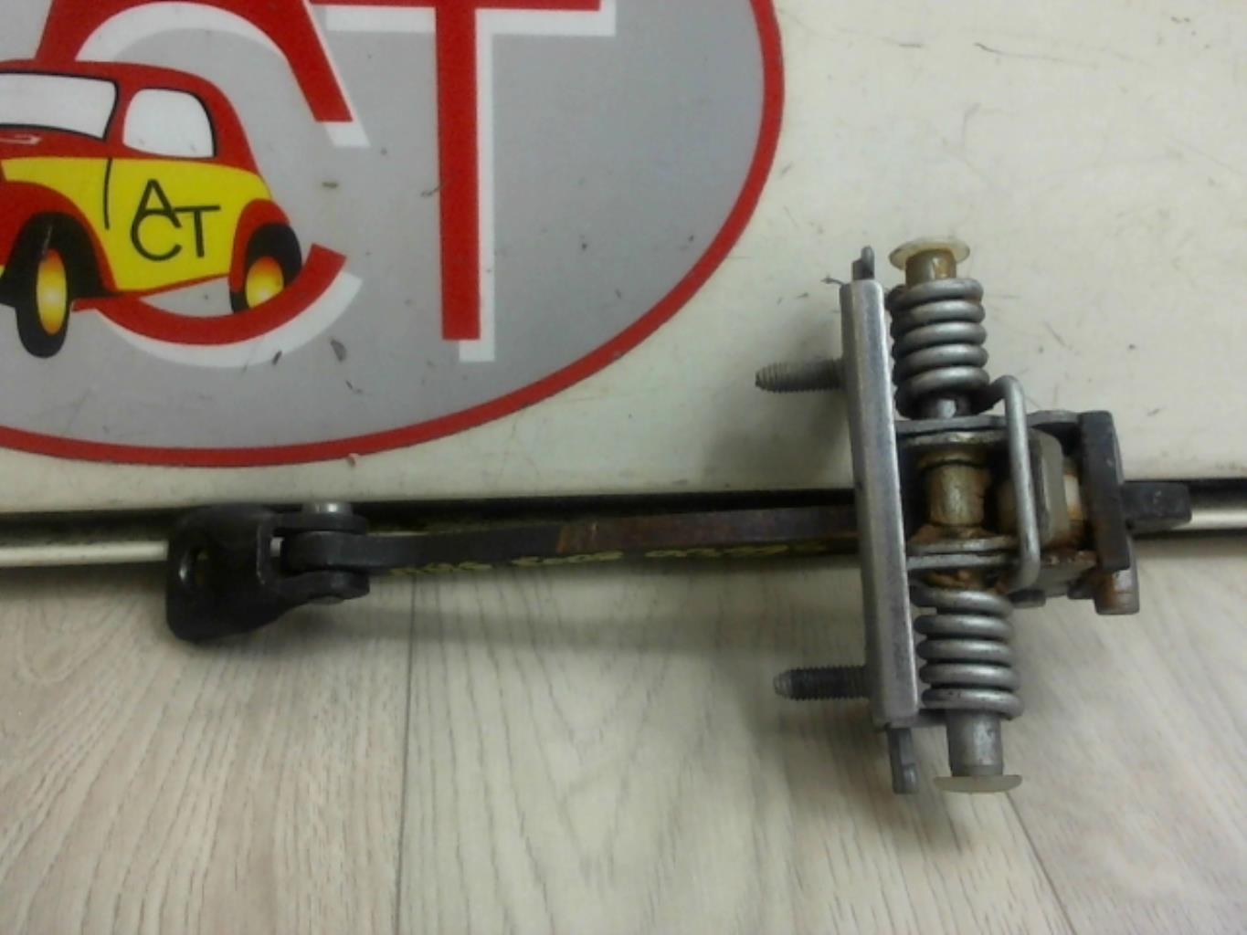 Tirante portiera posteriore sinistro PEUGEOT 5008 1 PHASE 1 Diésel - 1