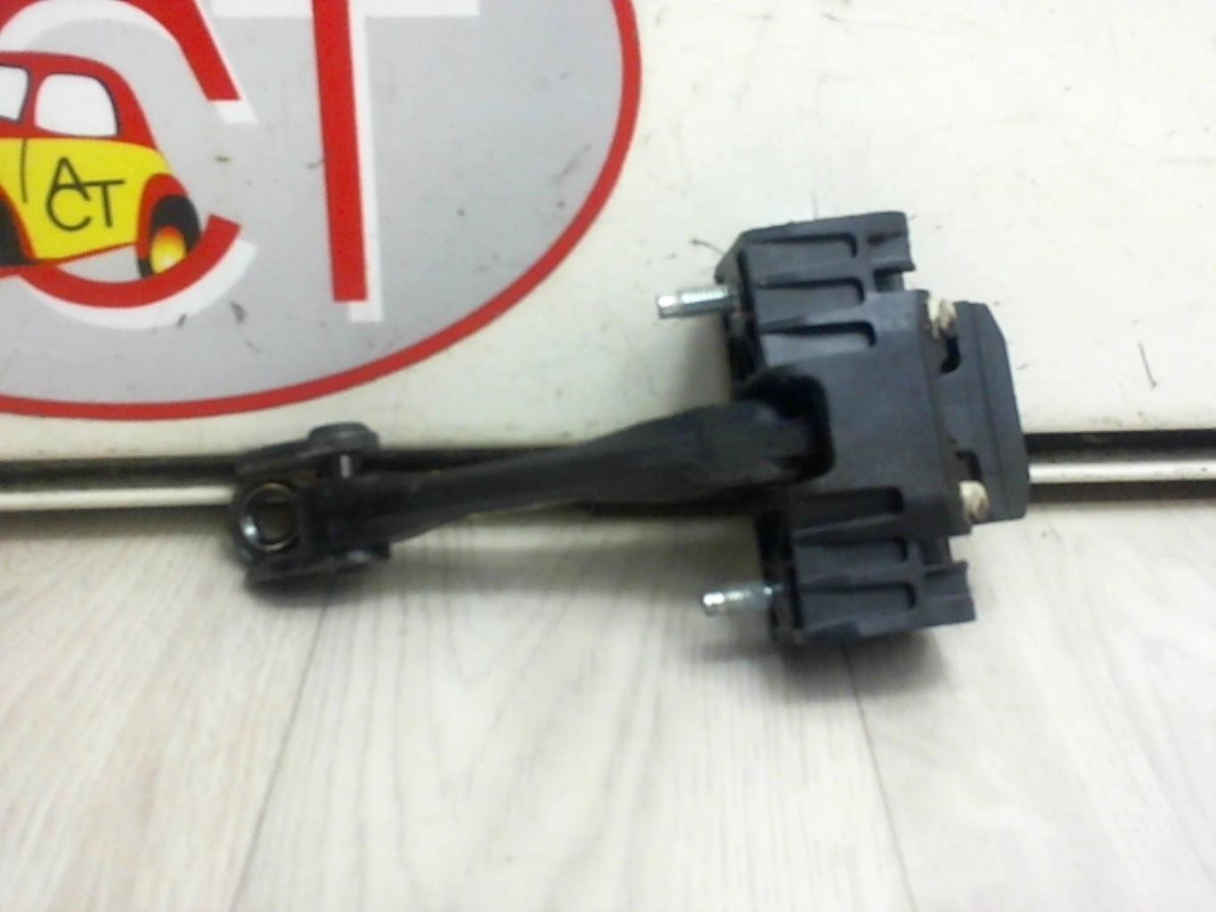 Tirante portiera anteriore sinistro PEUGEOT 407 PHASE 1 Diésel - 1