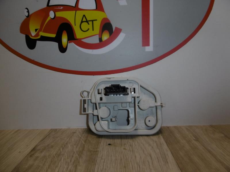 Base portalampade fanale posteriore destro RENAULT MEGANE 3 PHASE 1 BREAK Diésel - 1